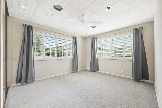 Building Photo - 73895 Saquaro Ct