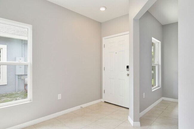 Building Photo - Move-In Ready 2BR/2BA Villa with Den + 2-Car Garage | Lake Nona Adjacent | Suncrest at St. Cloud