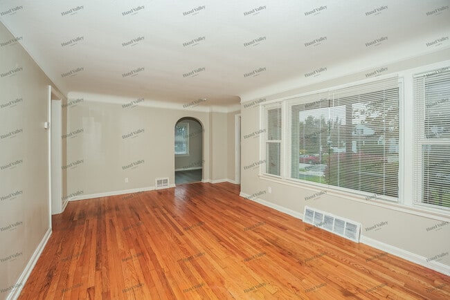 Building Photo - 4246 Wilmington Rd