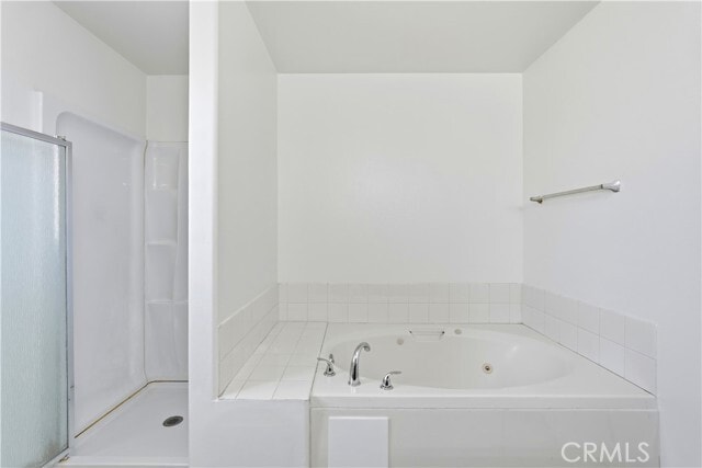 Building Photo - 9245 Woodman Ave