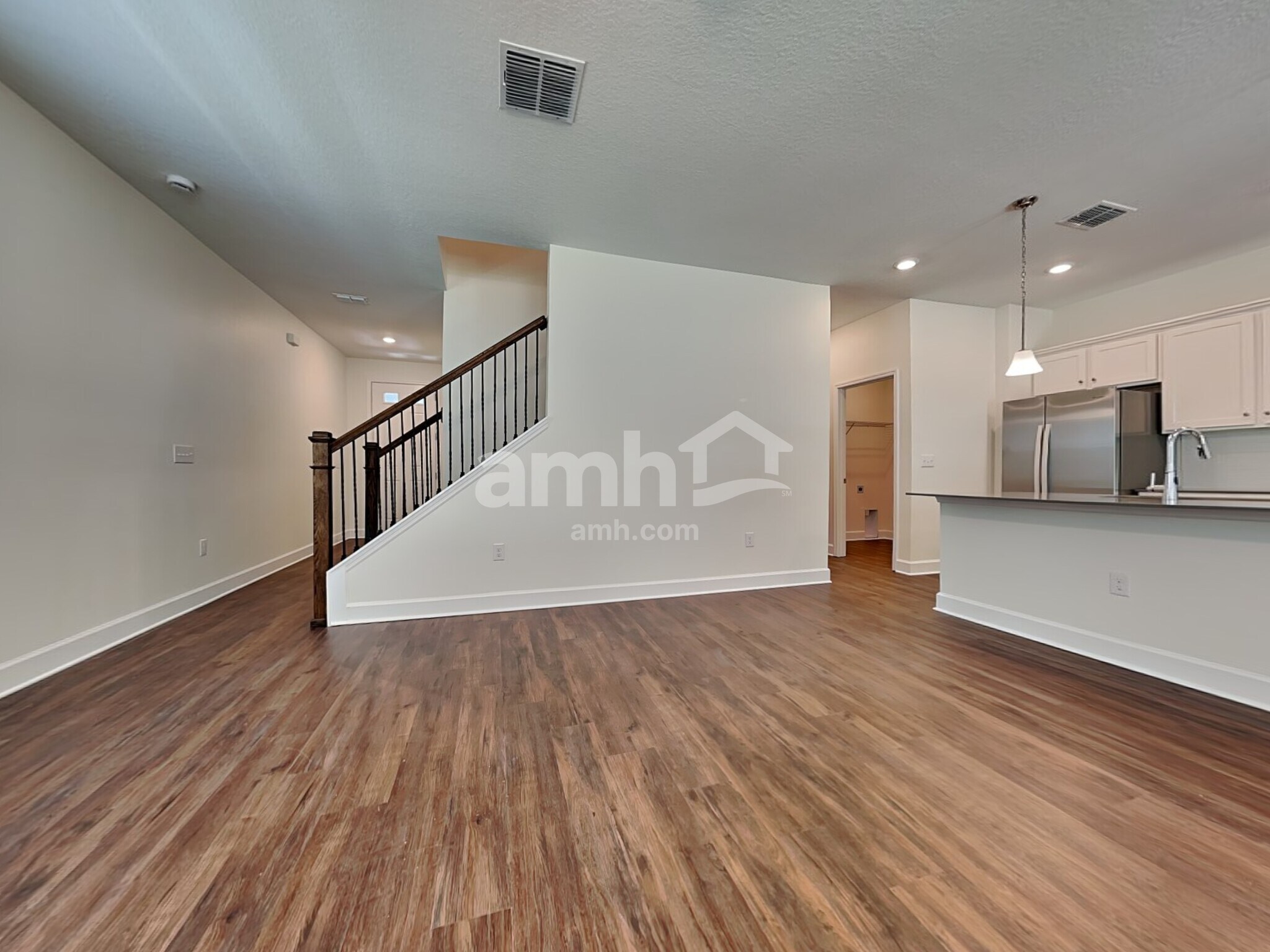 Building Photo - 1073 Walden Pond Dr