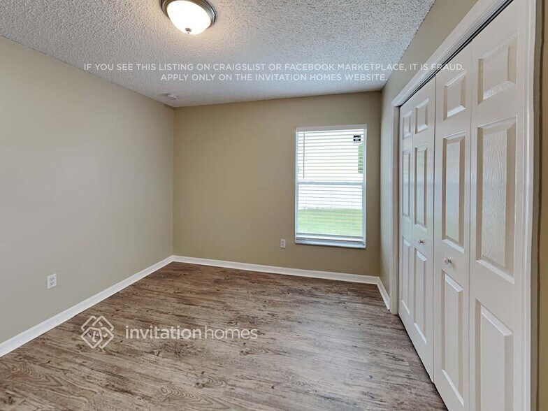 Building Photo - 12540 Pica St