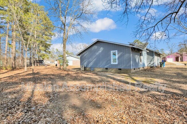 Building Photo - 7345 Pebblebrook Dr