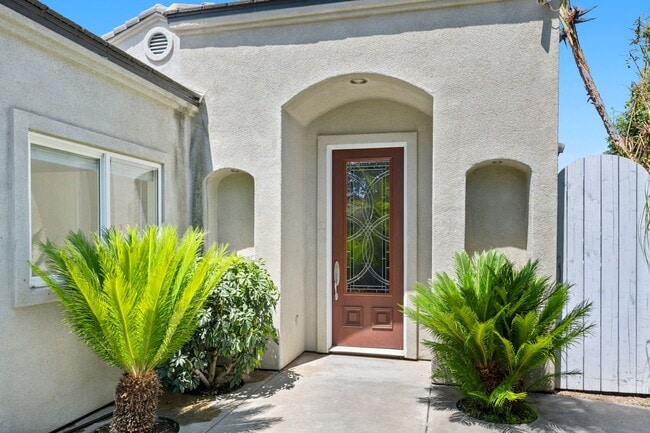 Building Photo - Beautiful Custom Built, Two-Story Home on Stunningly Landscaped Property with Gated Entrance!