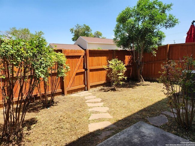 Building Photo - 9140 Timber Path