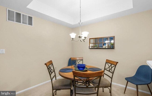 Building Photo - 9119 Groffs Mill Dr