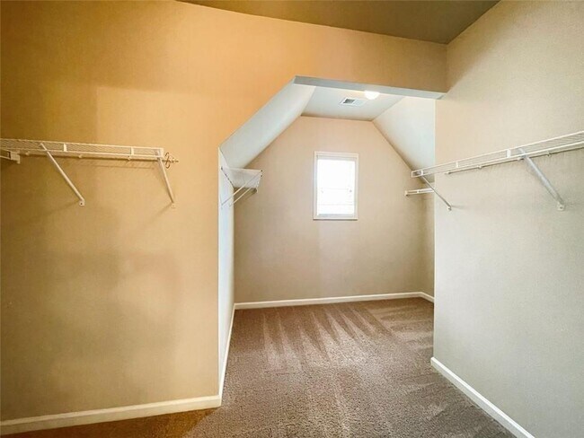 Building Photo - 2271 Spring Sound Ln
