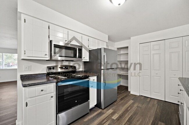 Building Photo - 2850 N Francis St