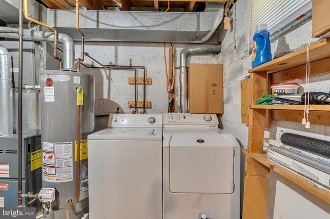 Building Photo - 12338 Chesterton Dr