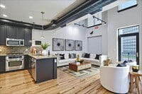 Building Photo - 5005 Hidalgo St