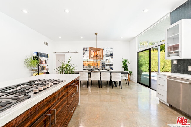 Building Photo - 3744 Cody Rd