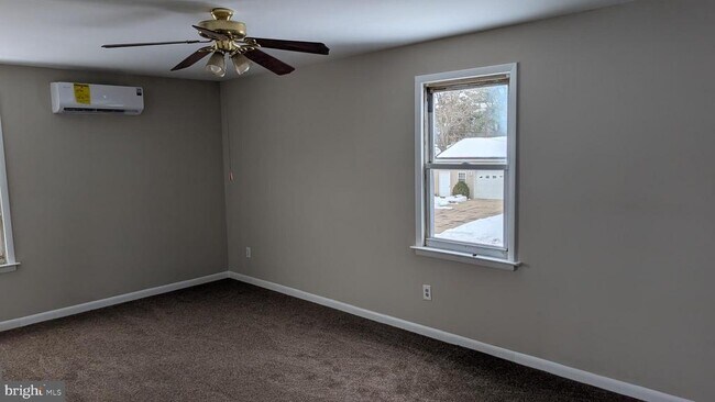 Building Photo - 1430 Hurffville Rd