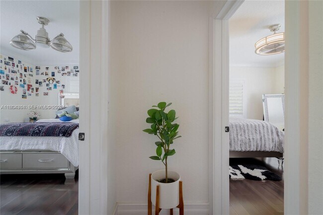 Building Photo - 8500 SW 70th St