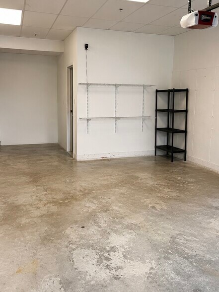 Building Photo - 43 Leyden St