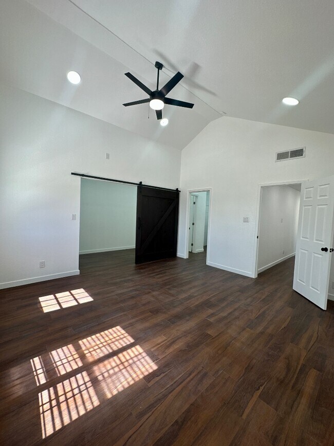 Building Photo - 7979 Starry Night Dr