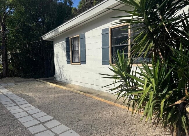 Building Photo - 1505 Atkamire Dr