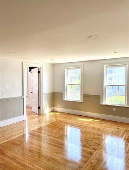 Building Photo - 20 Jackson Ave