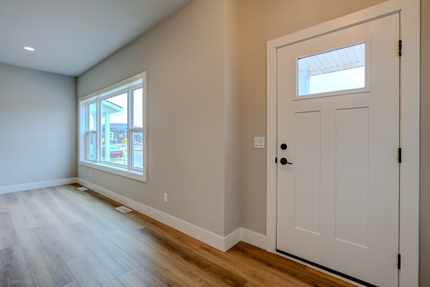 Building Photo - 4827 Brassica Rd