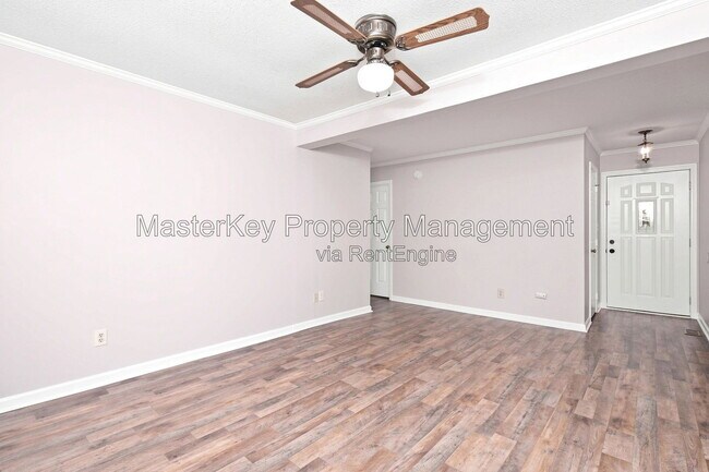 Building Photo - 5017 Walton Hill Rd