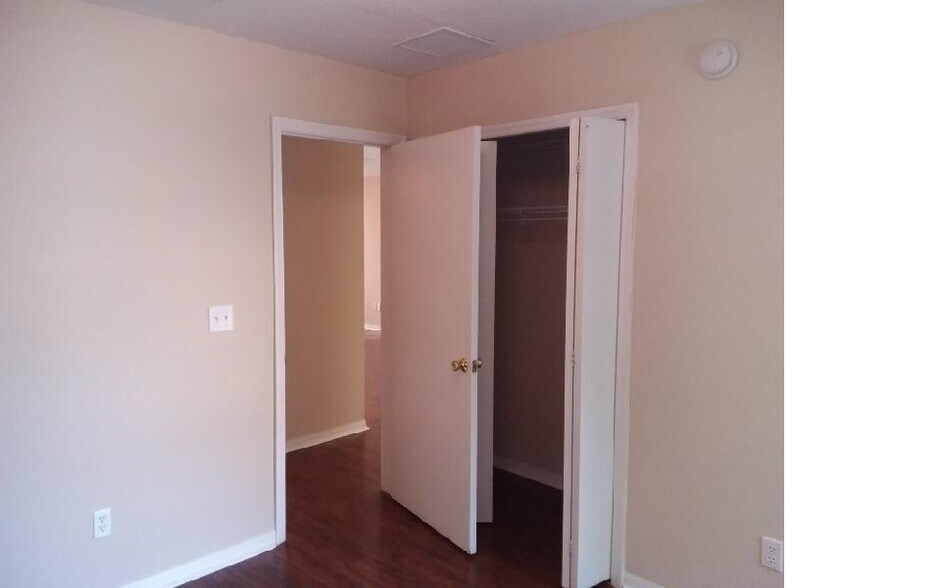 Bedroom 3 - 315 Redwood Ln