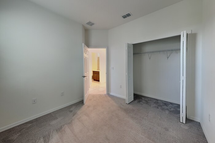 Building Photo - 1427 Flatwood St