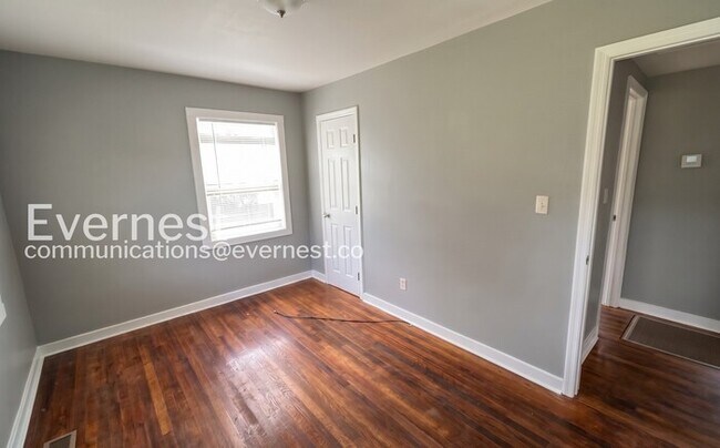 Building Photo - 516 Athens Ct