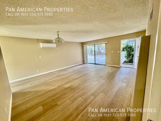 Building Photo - 326 S Gerhart Ave