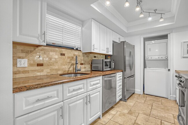Building Photo - 11863 Wimbledon Cir
