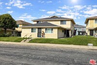 Building Photo - 18217 Vía Calma