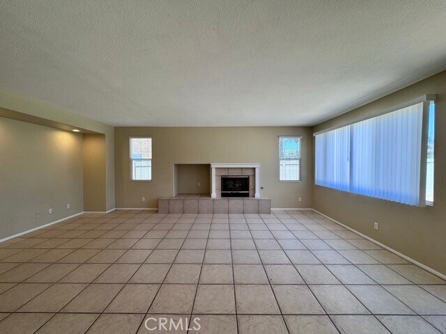 Building Photo - 41165 Breckin Ct