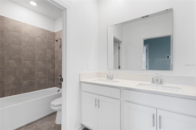 Building Photo - 139 Aces High Ln