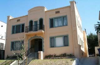 Building Photo - 210 N Kenmore Ave