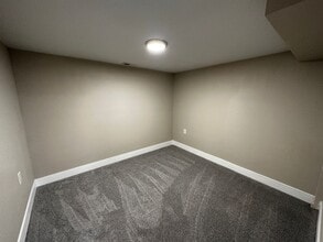 Building Photo - SW 6th Triplex