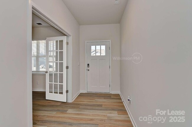 Building Photo - 157 Parker Claire Ln