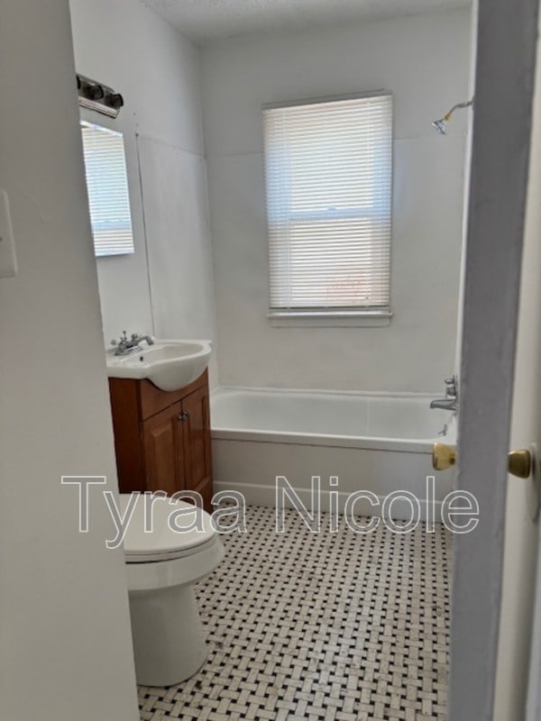 Building Photo - 22241 Lyndon St