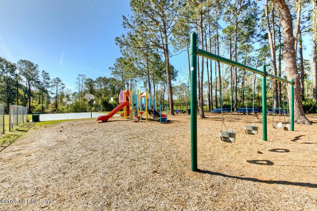 Building Photo - 12342 Clear Lagoon Trail