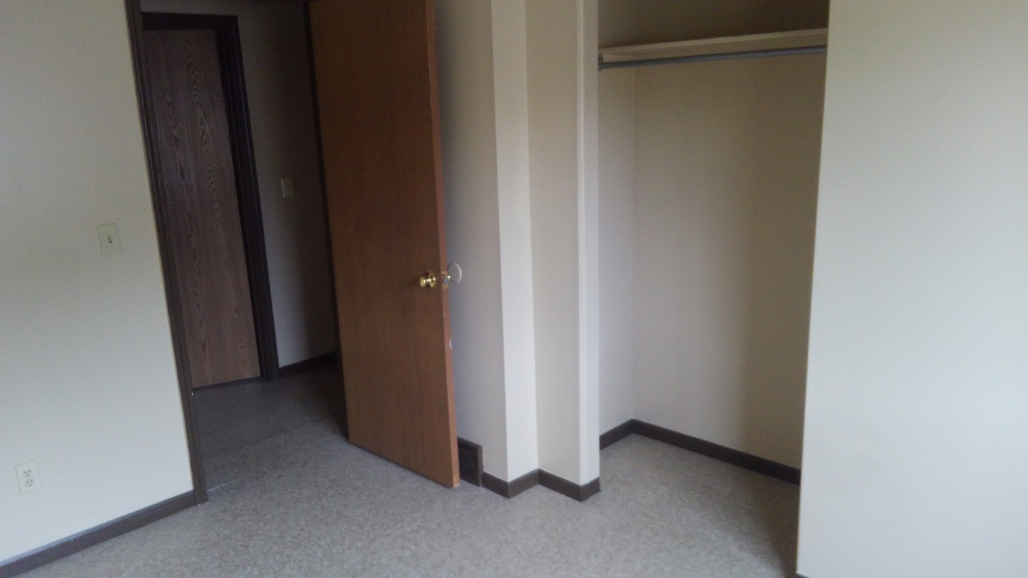 Bedroom - 1318 Albert Ave
