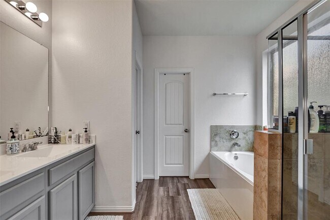 Building Photo - 6251 Briarstone Valley Ln