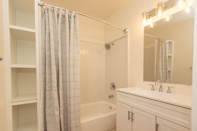 Building Photo - 2 Bed/1 Bath North Park Spanish Craftsman w/ Yard + Driveway Parking