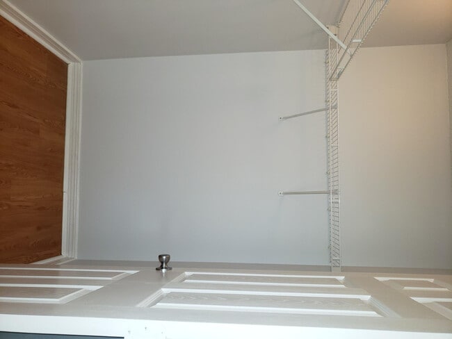 Building Photo - 122 US-331