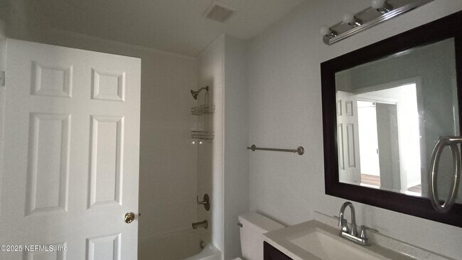 Building Photo - 1655 The Greens Way