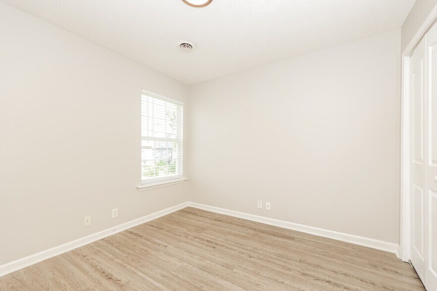 Building Photo - 3029 Ace Wintermeyer Dr