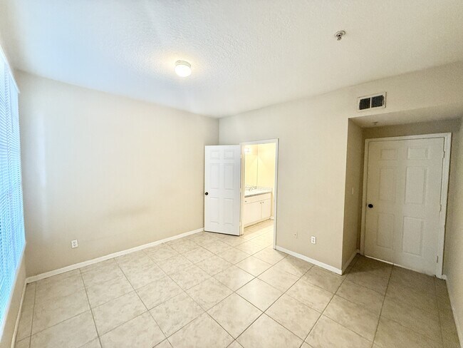 Building Photo - 6356 Raleigh St