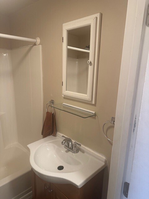 Building Photo - 131 Alameda Rd