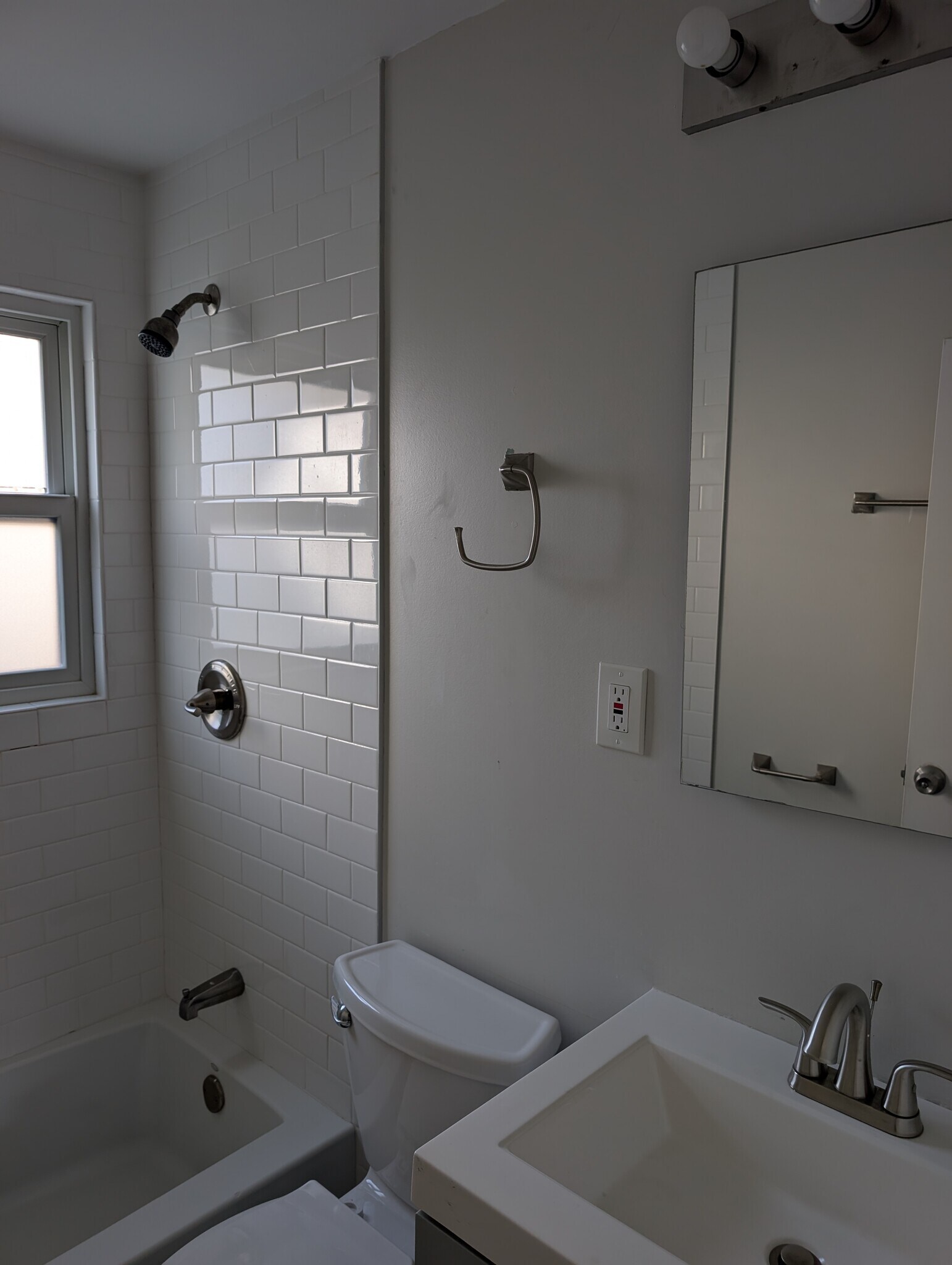 Building Photo - 94 North St