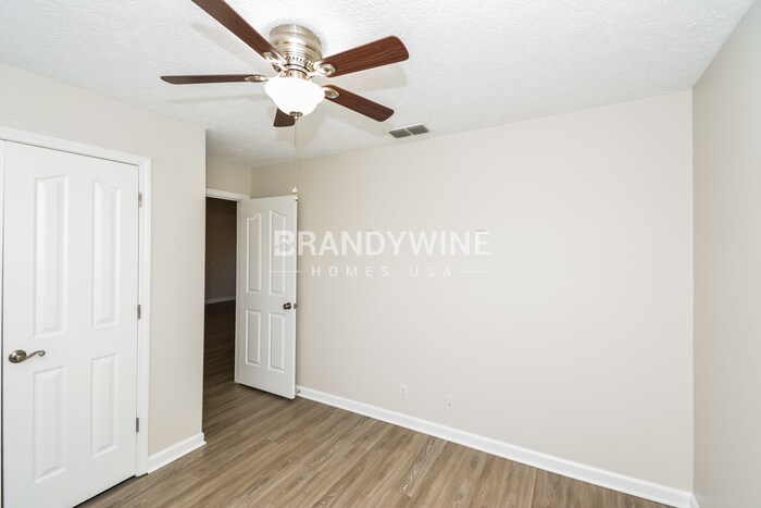 Building Photo - 1138 Melvin Dr