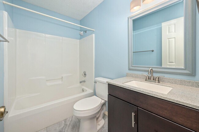 Building Photo - 4253 Antioch Rd