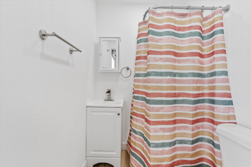 Building Photo - 2956 E Mobile Ln