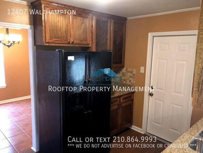 Building Photo - 12407 Walthampton-