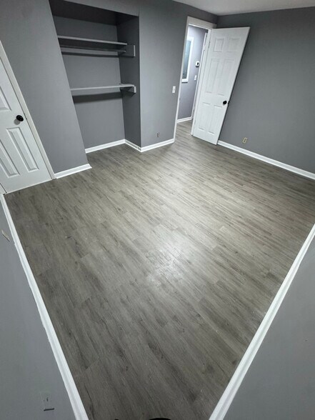 Building Photo - 5253 Kylan Dr N